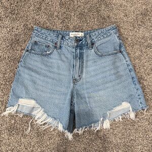 Abercrombie Curve Love High Rise The Loose Short